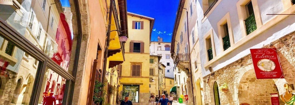 Central Location - Apartment in Spoleto - car Unnecessary Öne Çıkan Resim