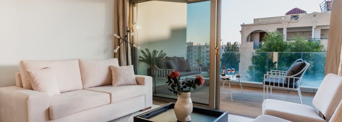 Ideally Planned Vacation Apartment With Balcony in the Limassol sun All Yours Öne Çıkan Resim