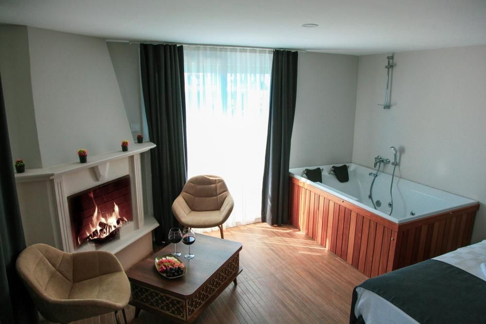 Aden Butik Otel Çeşme 2
