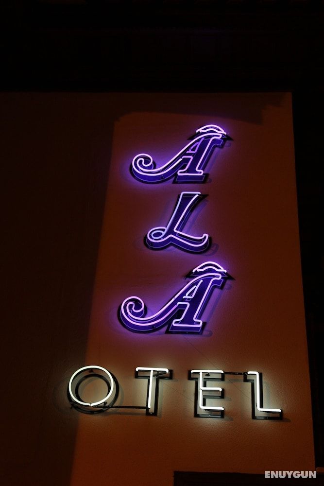 Ala Hotel 2