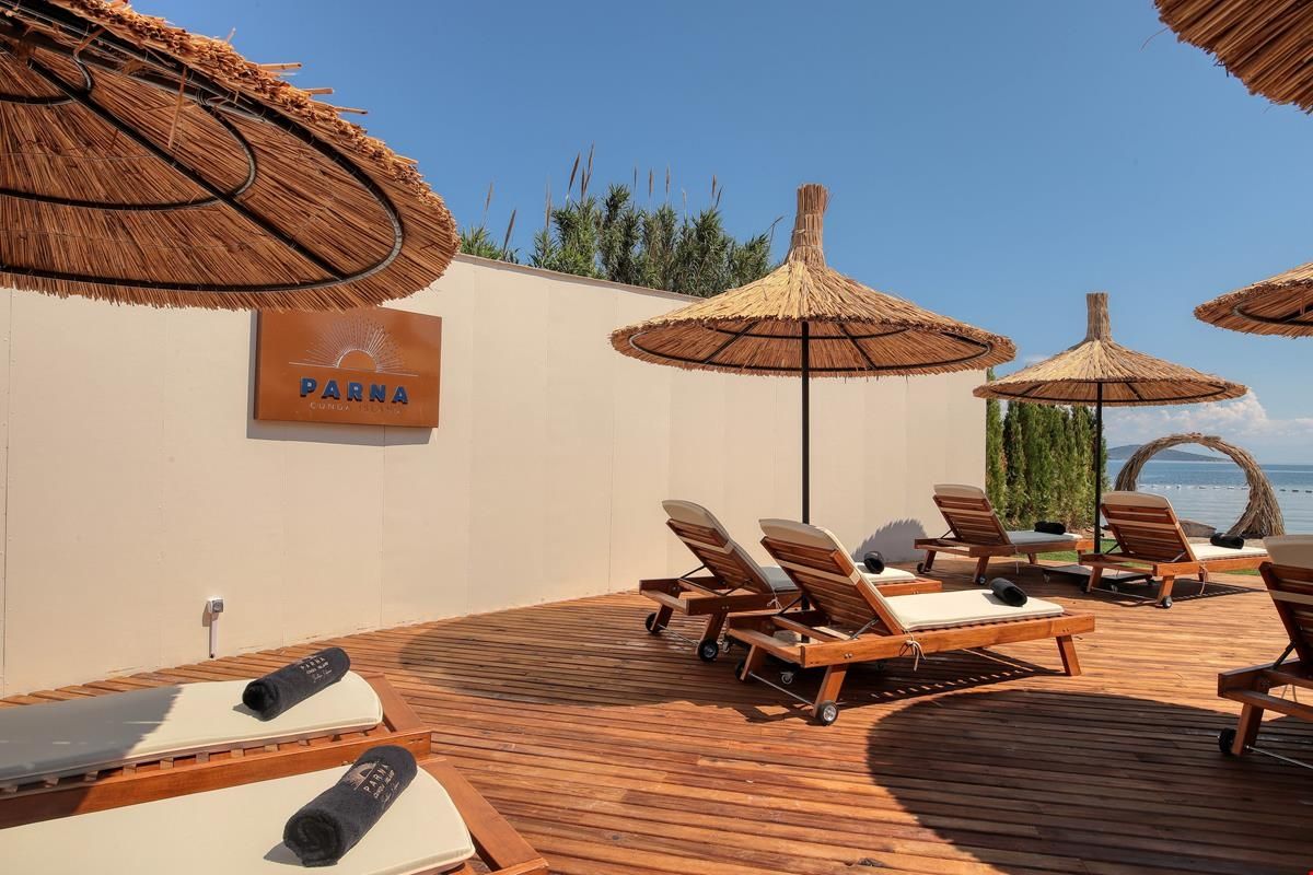 Anda Beach Bistro & Rooms 4