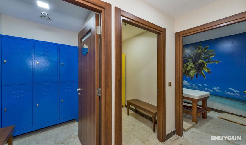 Aprilis Gold Hotel 4