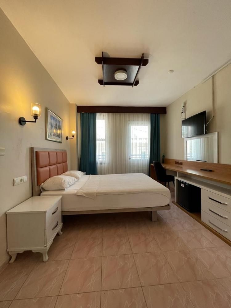 Arden Hotel 5