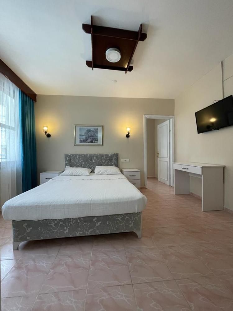 Arden Hotel 3