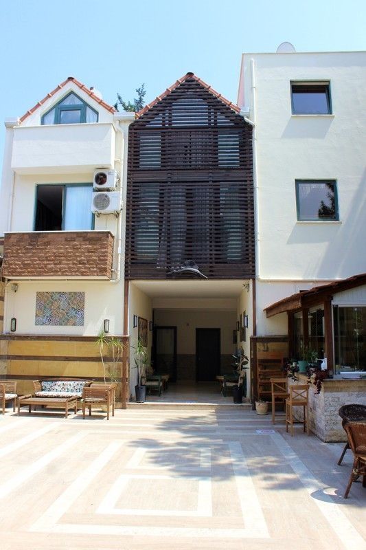 Avlu Hotel 2