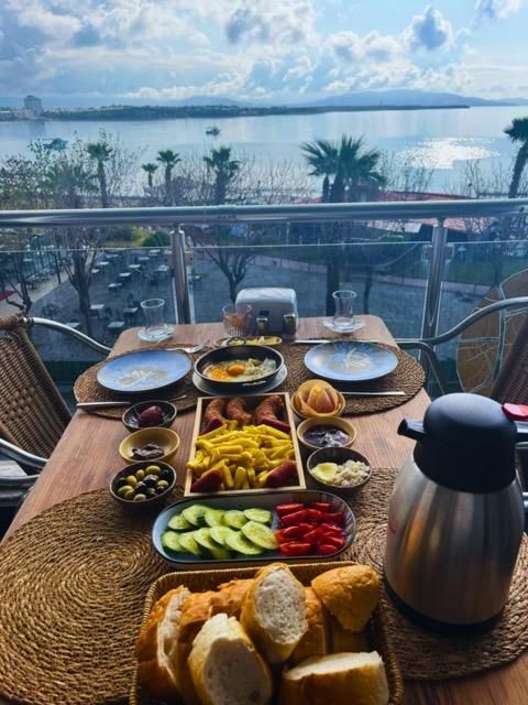 Barış Otel Didim 4