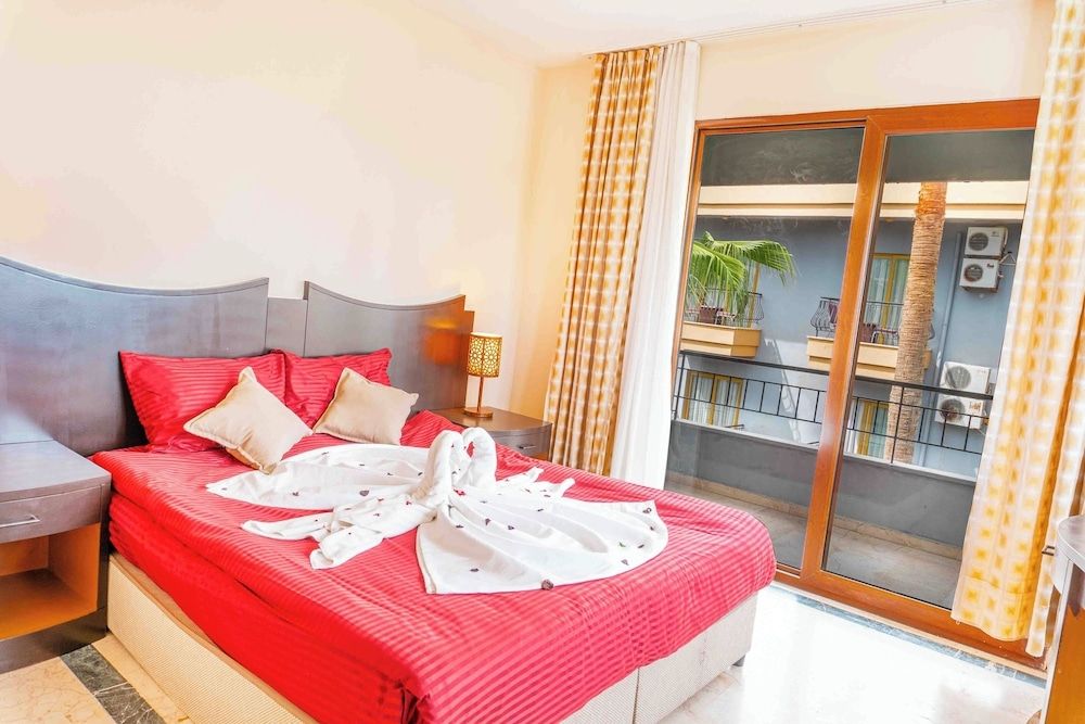 Belpoint Beach Hotel 4