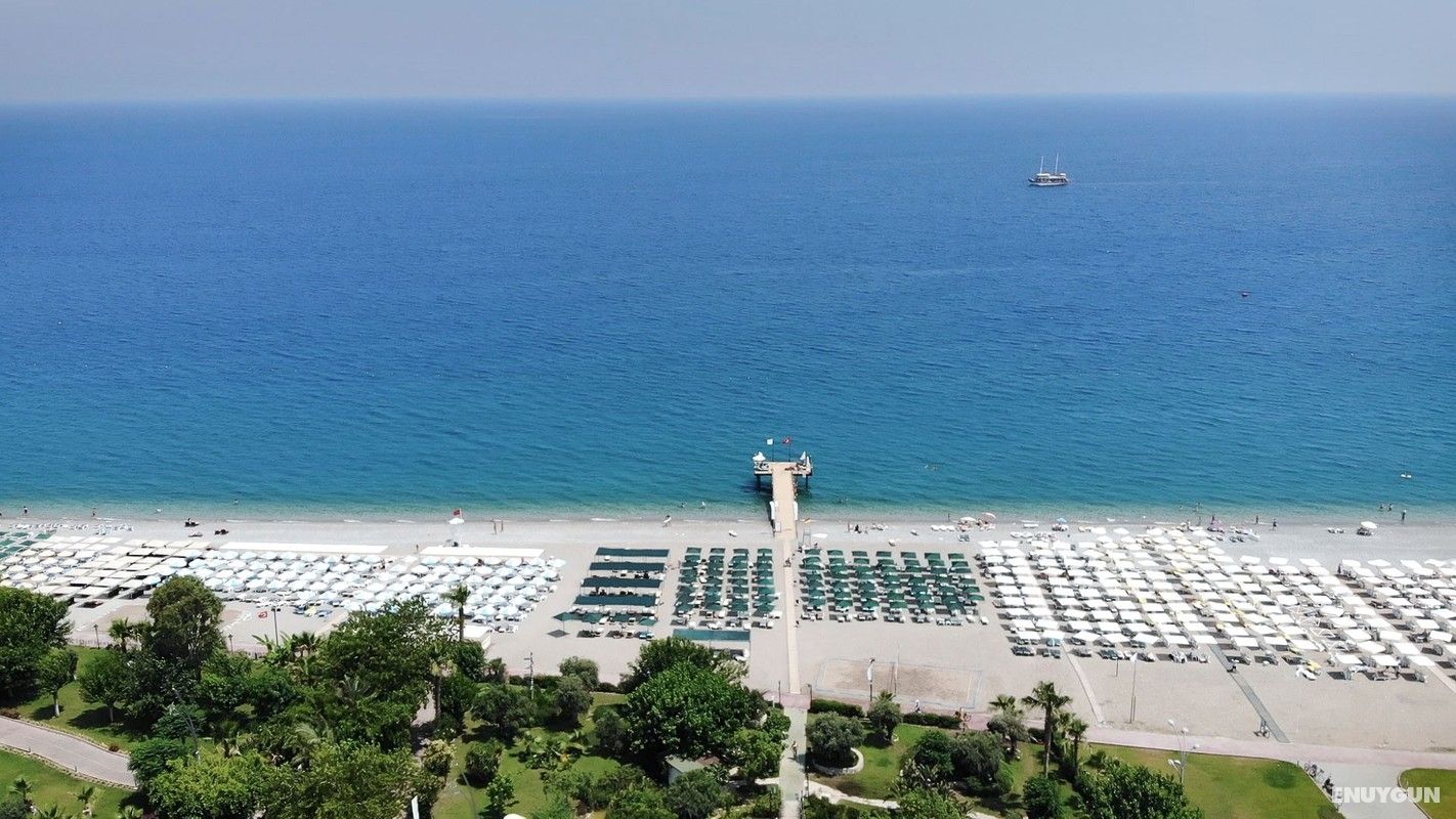 BESO Beach Hotel 2