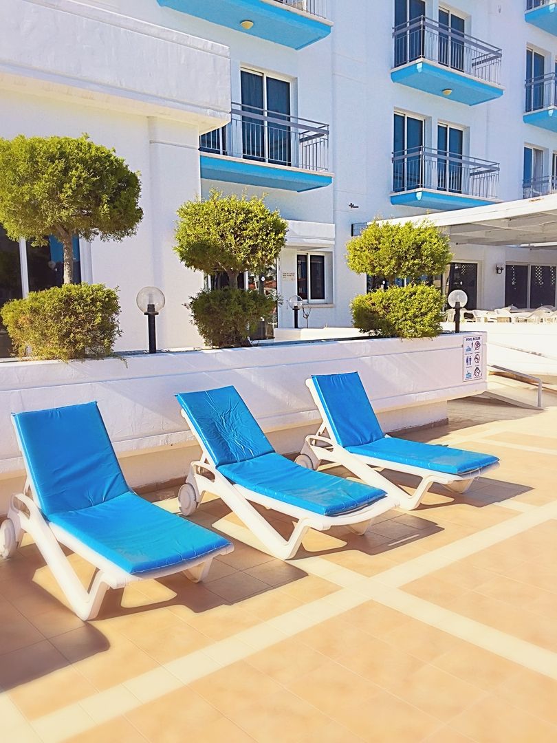 Blue Crane Hotel Apts 2