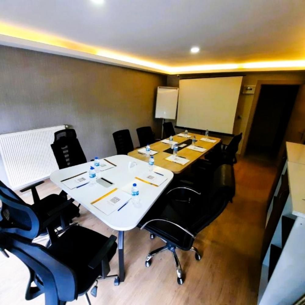 BM Hotel City 5