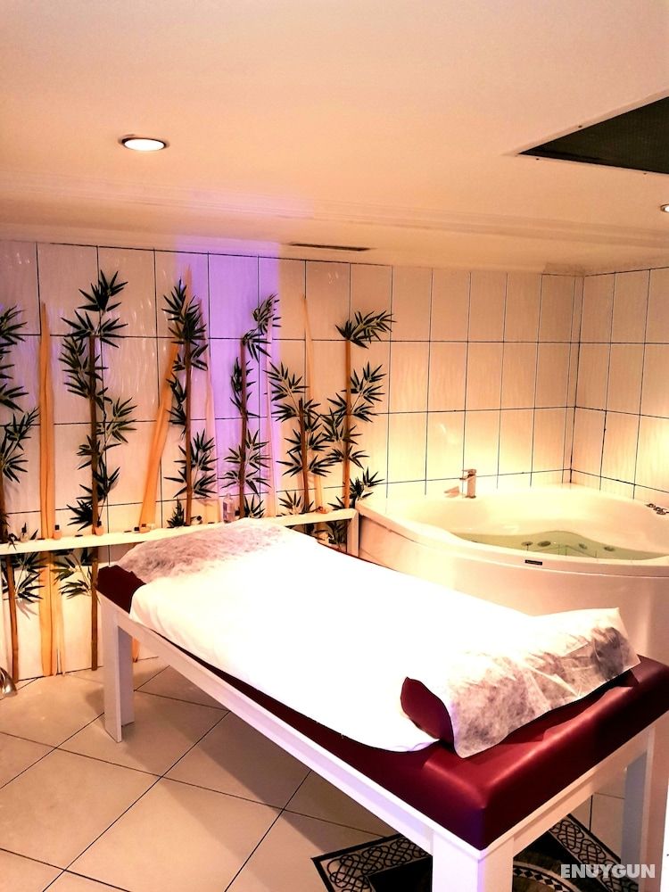 Business Park Hotel 3