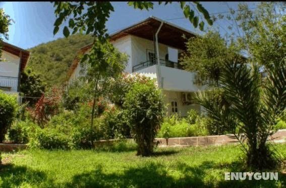 Ceneviz Hotel 5