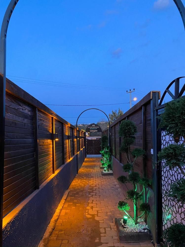 Club Armada Bungalov 2