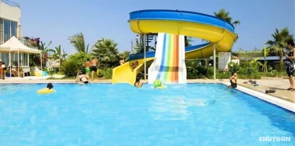 Club Marakesh Beach Hotel 5