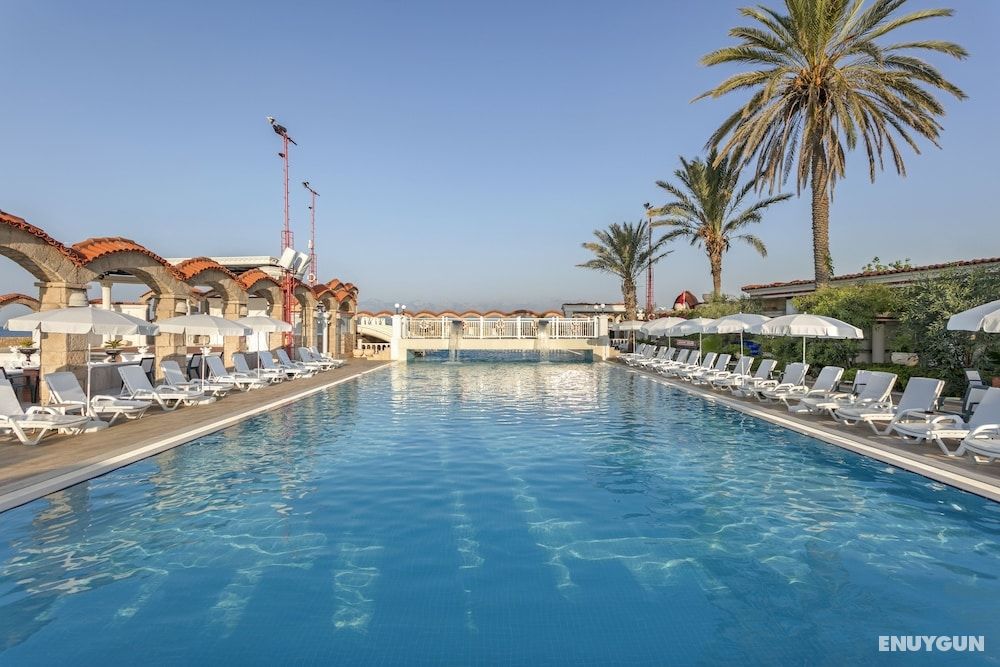 Club Hotel Sera 3
