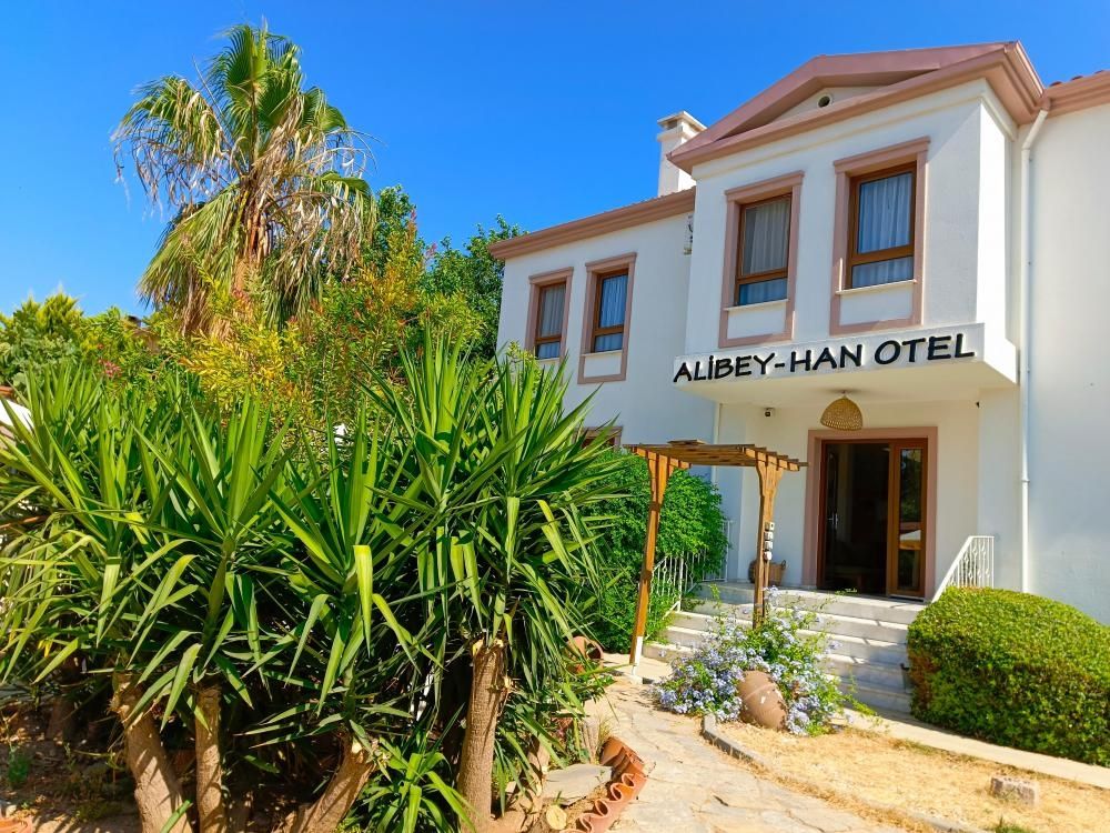 Cunda Alibey Han Otel 3