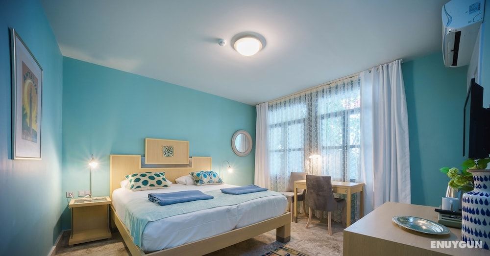 Delight Deluxe Hotel 5