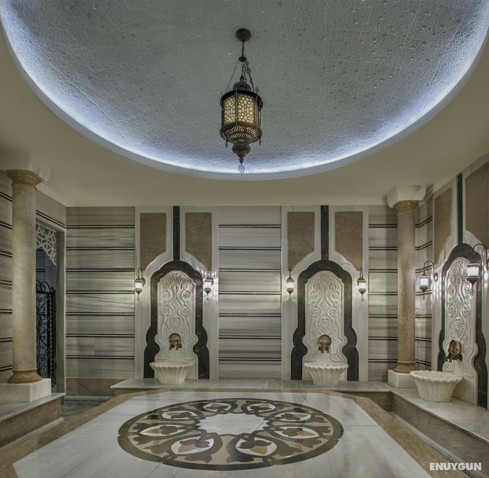 Delphin Imperial 4