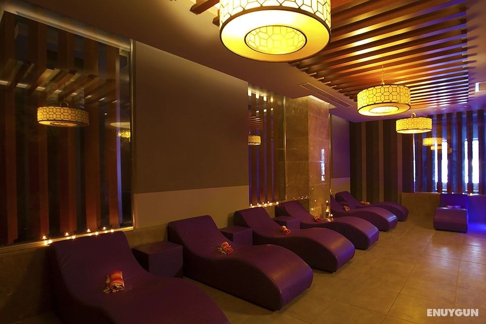 Diamond Beach Hotel & Spa 5