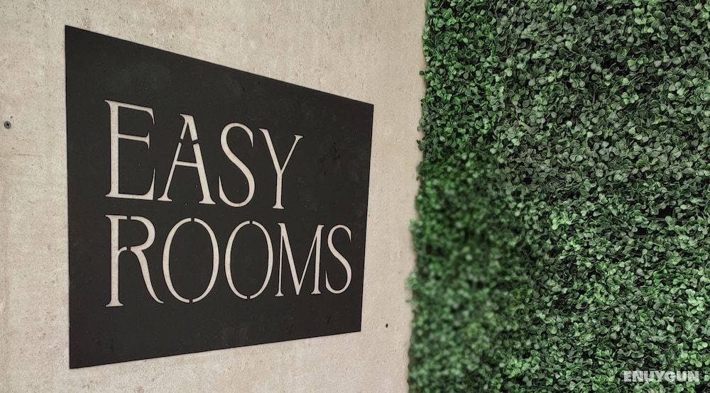 The Easy Rooms 3