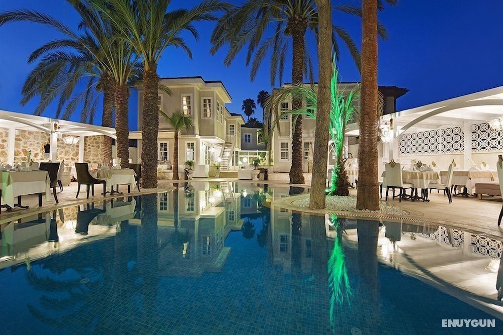 Elegance East Hotel 2