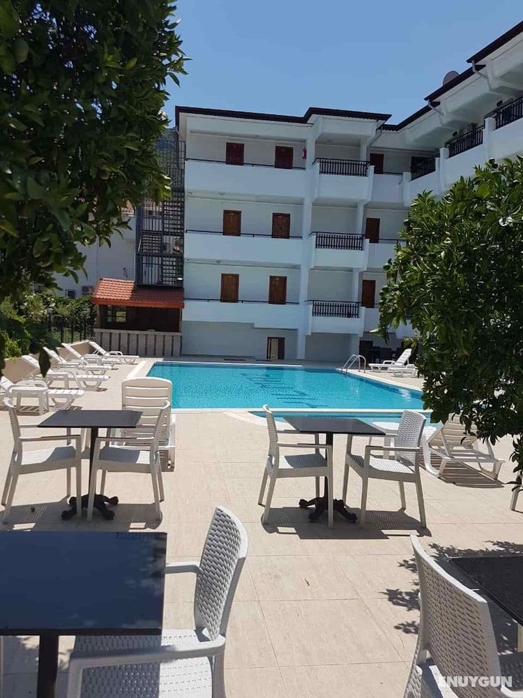 Elijah Otel 2