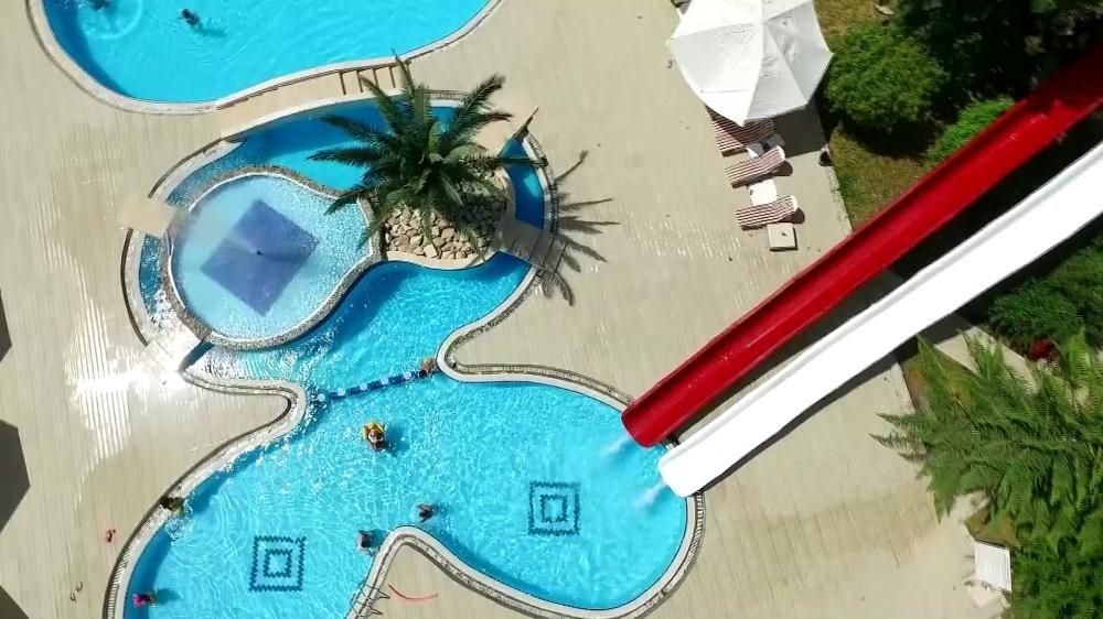 Exotic Hotel 4