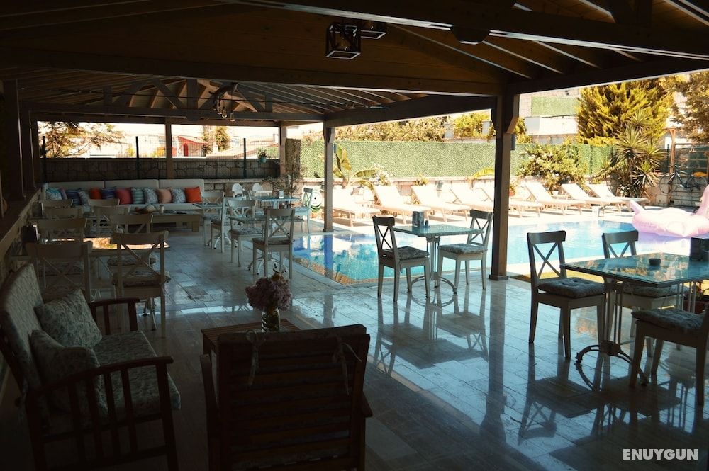 Fehmi Bey Alaçatı Butik Otel - Special Class 5