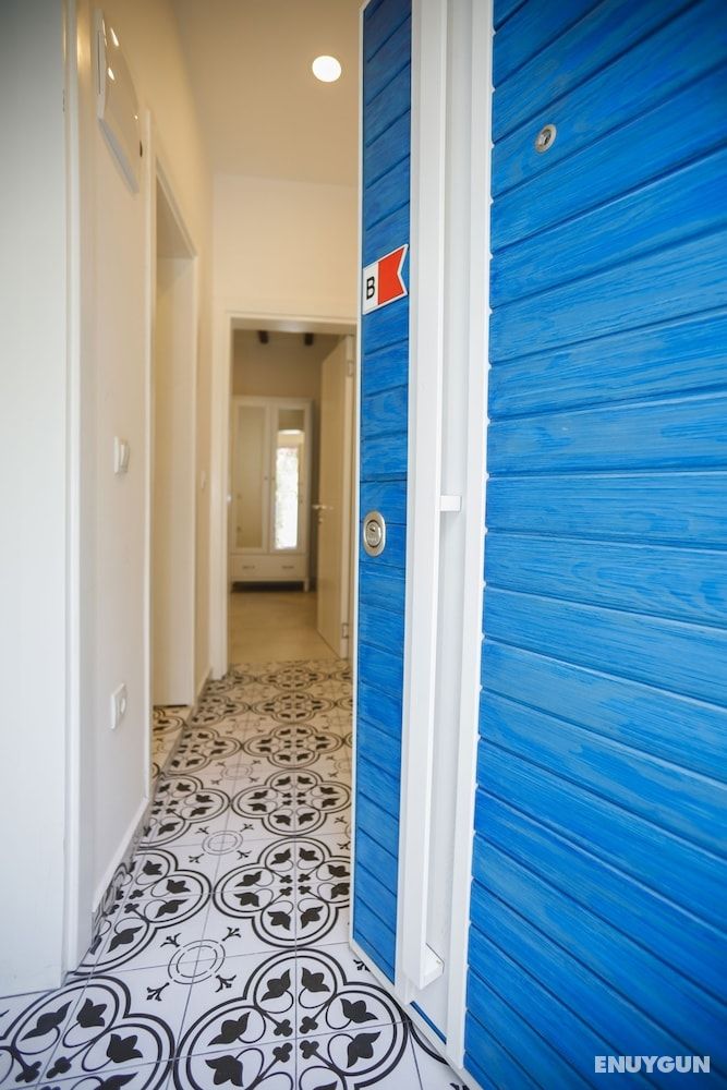 The Flag Suites 5