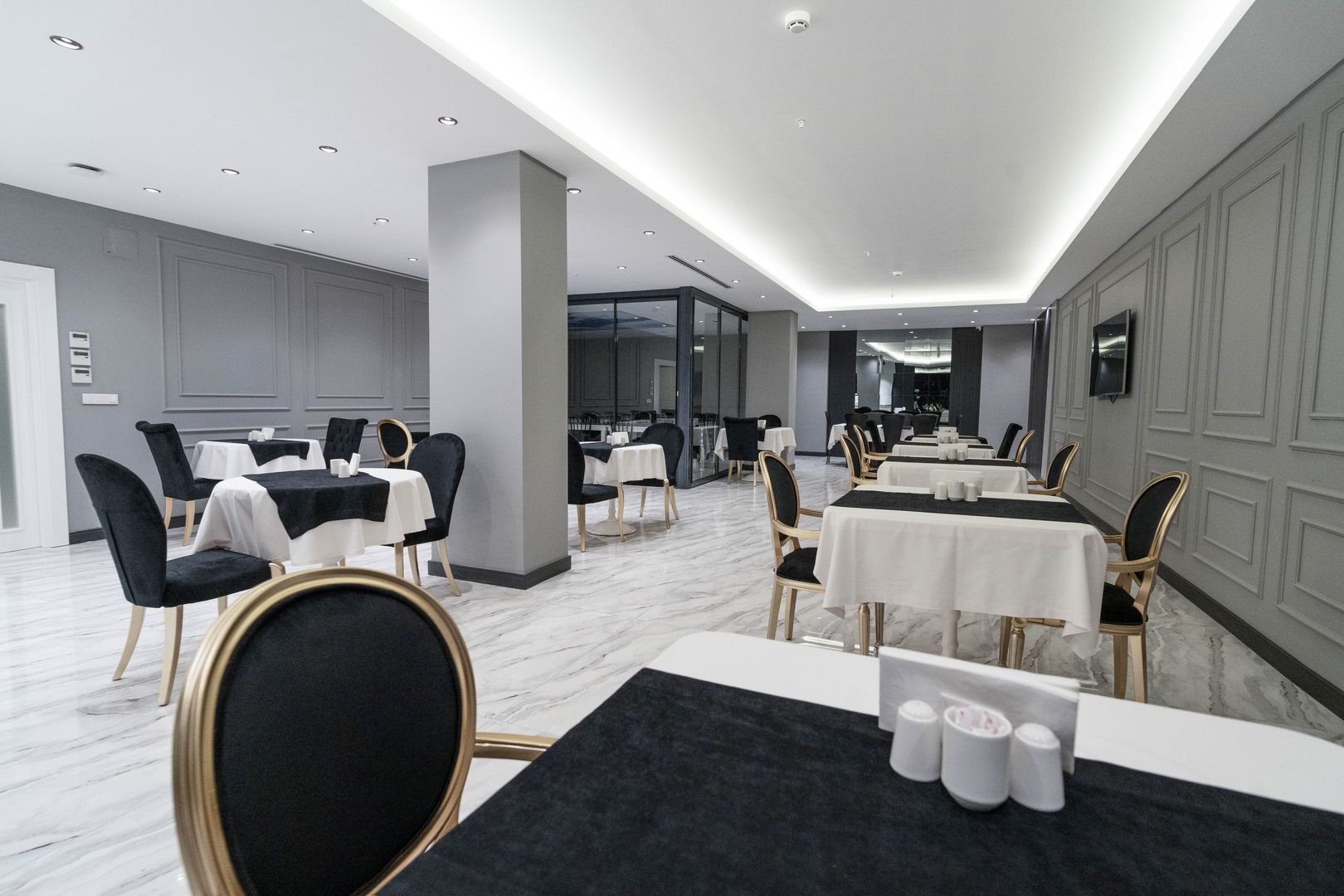 Golden Pars Hotel 4