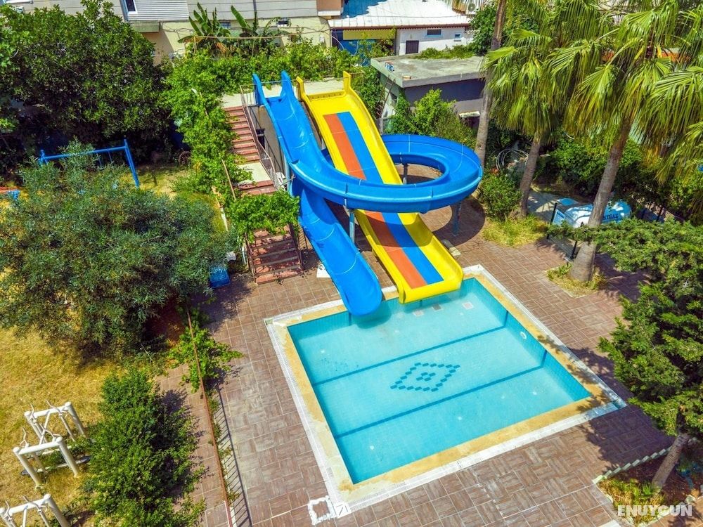 Grand Bahama Beach Hotel 3