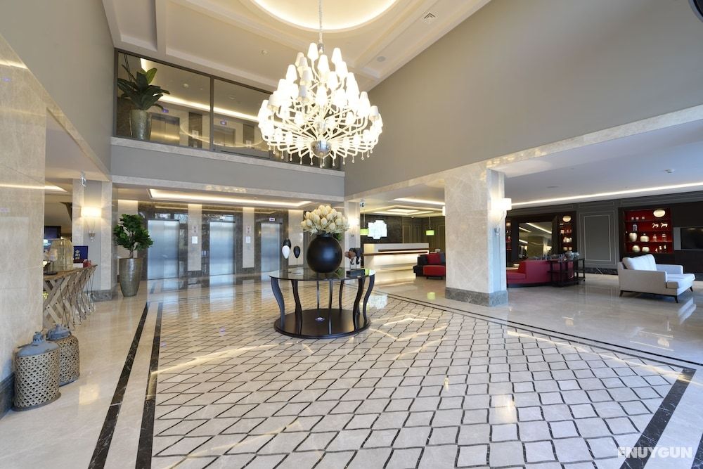 Holiday Inn Bursa - City Centre, an IHG Hotel 2