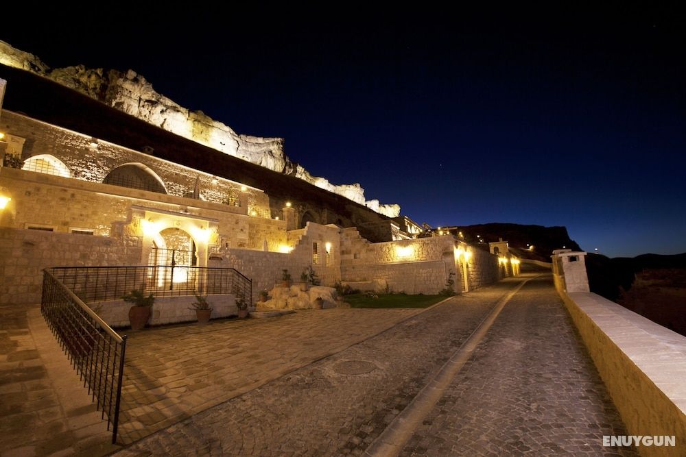Kayakapı Premium Caves - Cappadocia 5