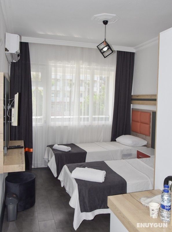 Kent Hotel 5
