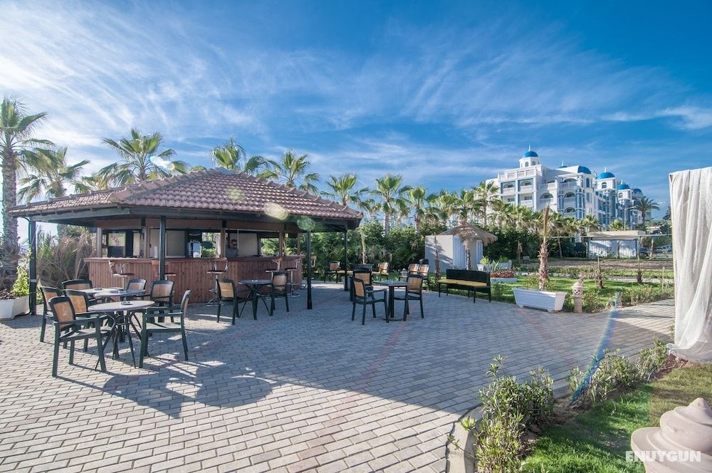 Kolibri Hotel 5