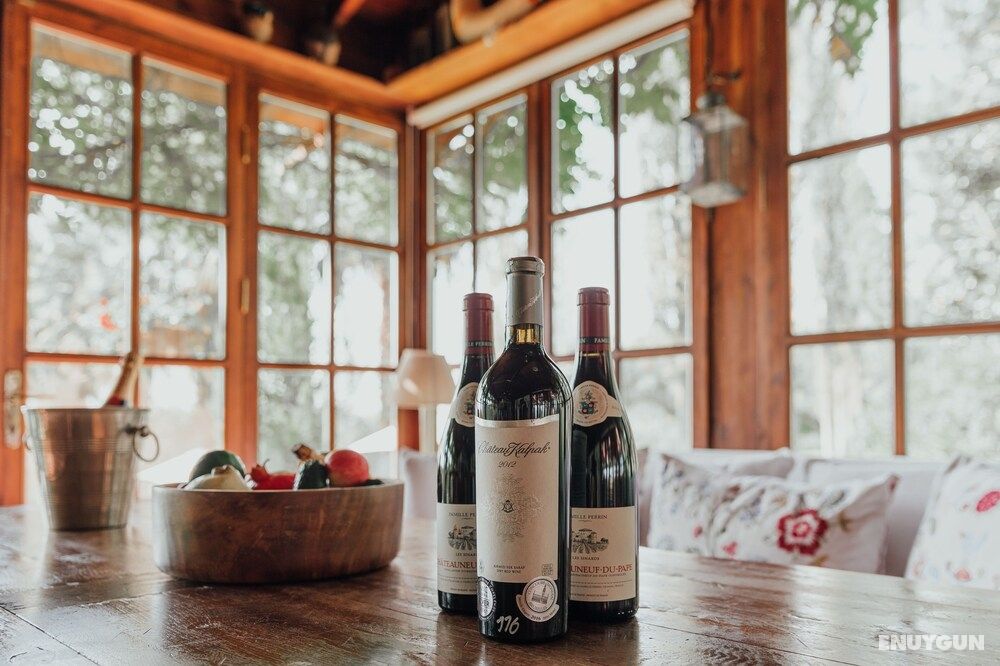 The Lake House 5