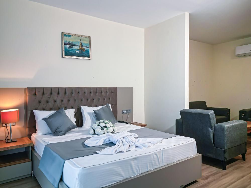 Lara Street Hotel 5
