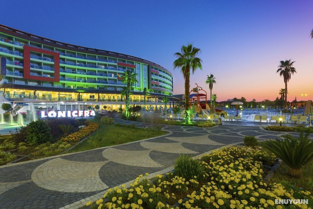 Lonicera Resort & Spa Hotel 5