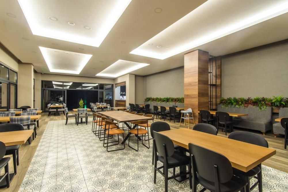 Maia Luxury Beach Hotel & SPA 3