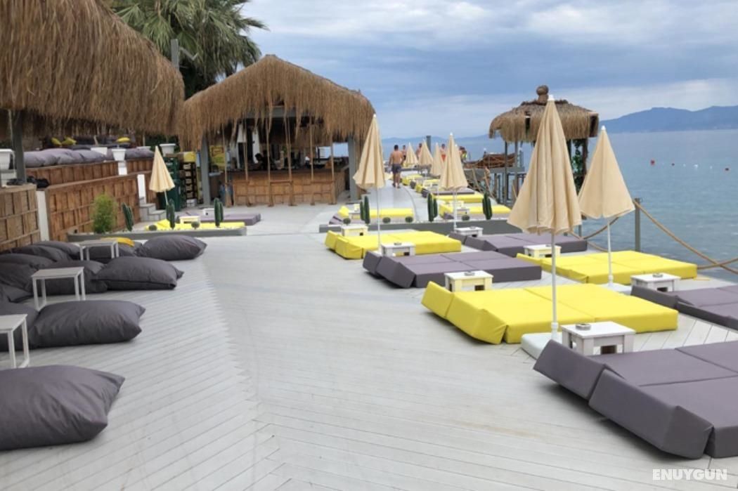 Marti Beach Hotel 4