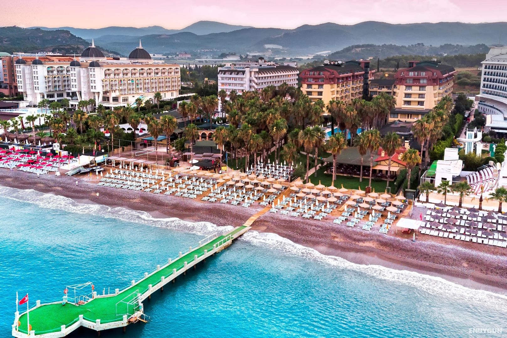 Meryan Beach Hotel Spa 2