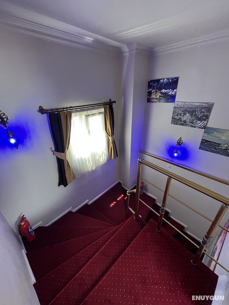 Metropol Hotel 2 5