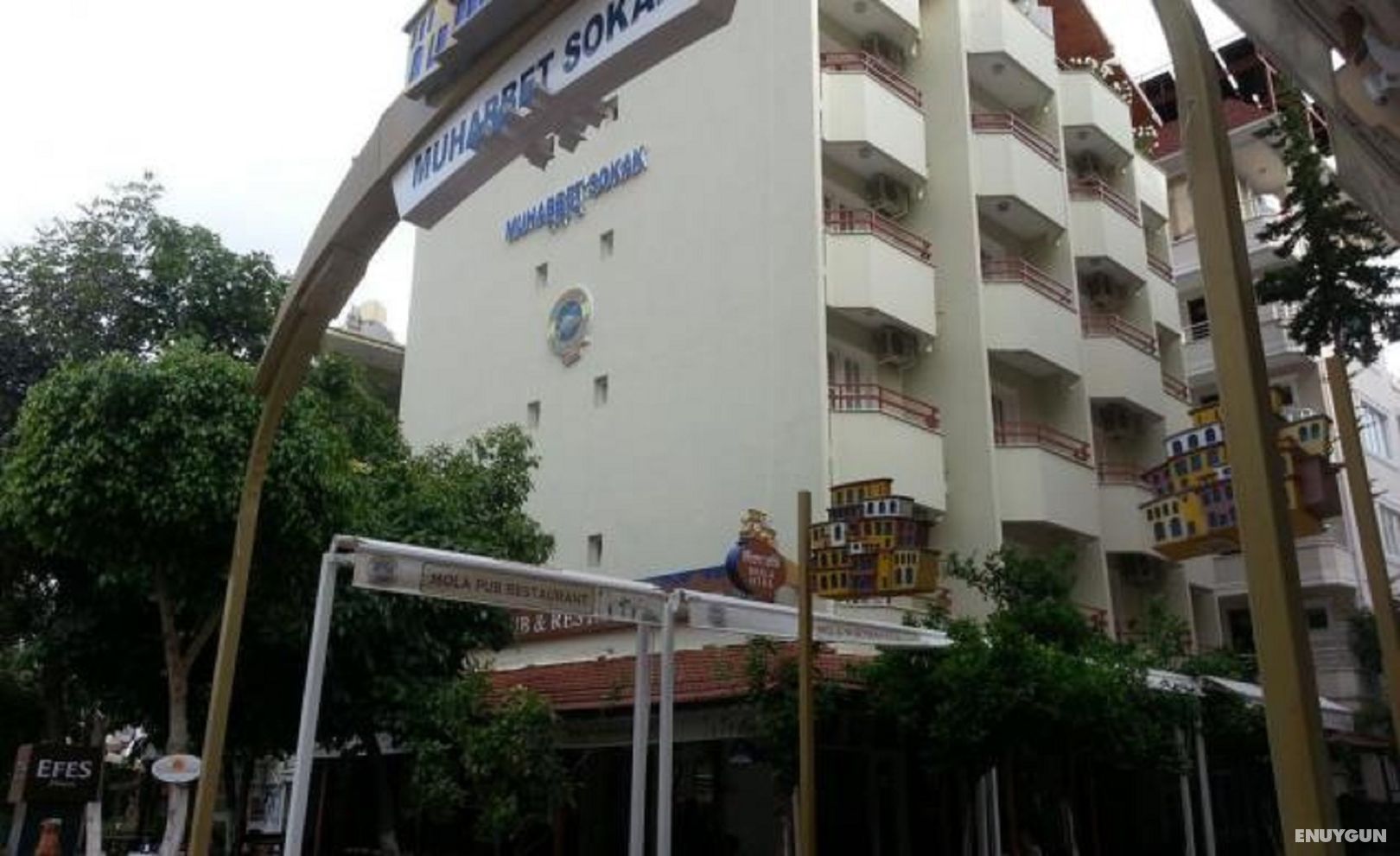 Mola Hotel 2