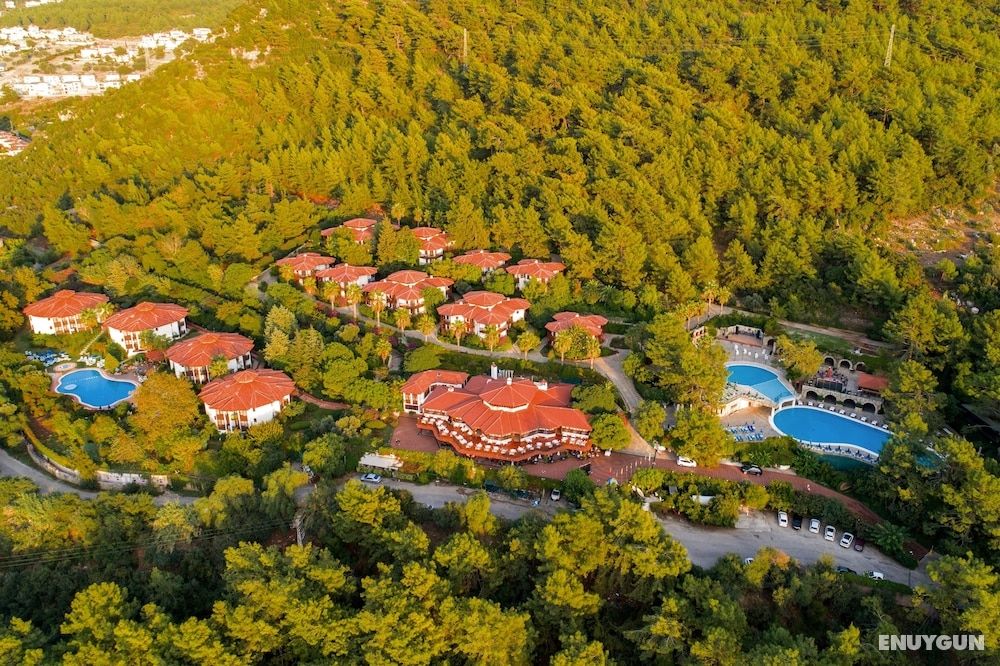 Montana Pine Resort - All Inclusive 5