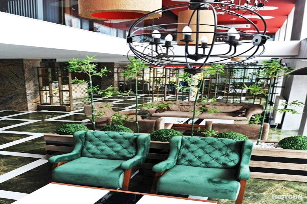 Neba Royal Hotel 4