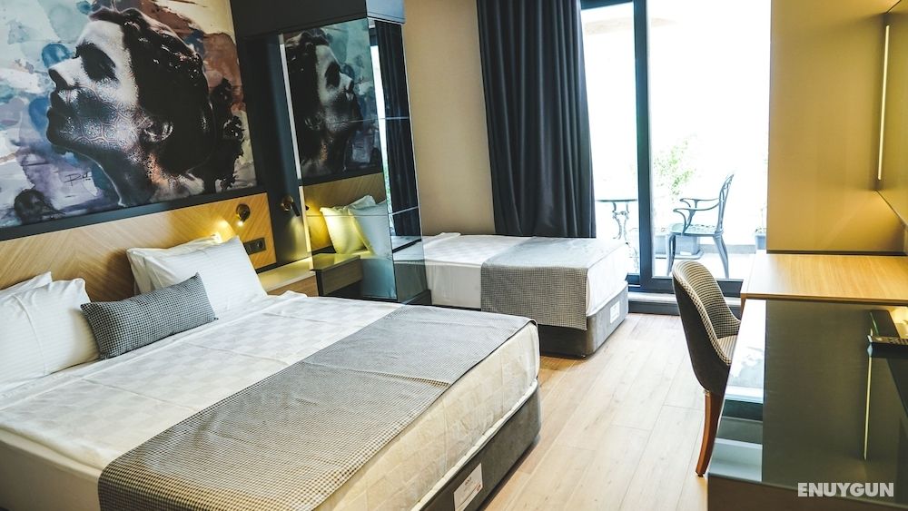Ni Hotel Lara 2