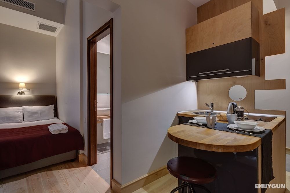 No11 Hotel & Apartments 3