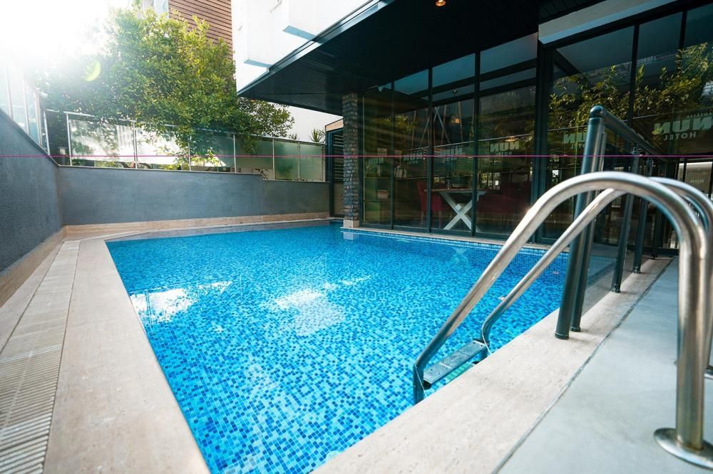 Nun Hotel Lara 4