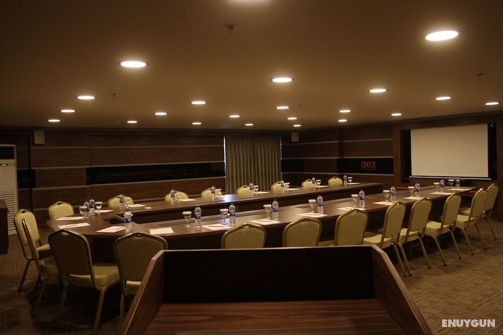 Onyx Business Hotel Ankara 3