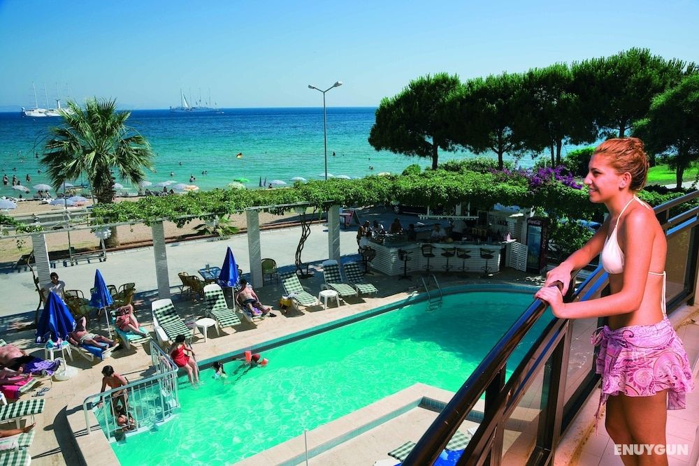 Orion Beach Hotel 3